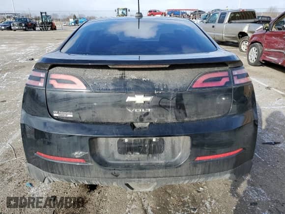 2015 Chevrolet Volt z VIN 1G1RA6E40FU104825, wystawiony jako Copart lot #39701173 z przebiegiem 192 453 mil mil oraz . Historia ofert i sprzedaży dostępna na DreamBid. Obrazek 6.