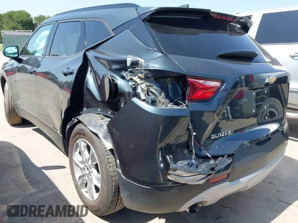 2019 Chevrolet Blazer with VIN 3GNKBDRS7KS590179, listed as a IAAI auction lot 42209680 with 50,345 mi miles and . Bid and sale history available at DreamBid. Image 3.