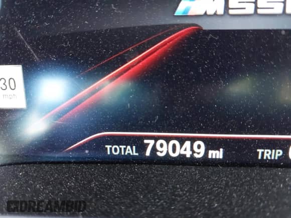 2018 BMW 5 Series M550i xDrive с VIN WBAJB9C55JB286036, выставлен на аукционе IAAI как лот 41738640 с пробегом 79 049 миль миль и . История ставок и продаж доступна на DreamBid. Изображение 15.