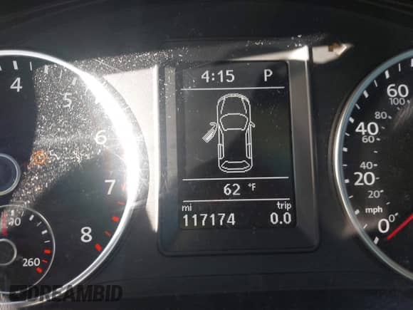 2016 Volkswagen Tiguan S with VIN WVGAV7AX6GW546573, listed as a IAAI auction lot 41672697 with 117,174 mi miles and . Bid and sale history available at DreamBid. Image 15.