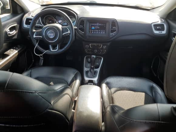 2018 Jeep Compass Latitude with VIN 3C4NJDBBXJT253257, listed as a Copart auction lot 65964955 with 60,088 mi miles and Clean title. Bid and sale history available at DreamBid. Image 8.