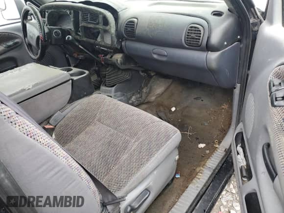 1999 Dodge 2500 with VIN 1B7KF2366XJ626305, listed as a Copart auction lot 63206795 with Not provided miles and Salvage title. Bid and sale history available at DreamBid. Image 8.