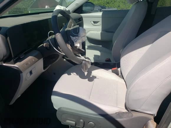 2025 Hyundai Kona SEL Convenience с VIN KM8HCCAB2SU202230, выставлен на аукционе Copart как лот 45499185 с пробегом 4 097 миль миль и Списание • Salvage title. История ставок и продаж доступна на DreamBid. Изображение 7.