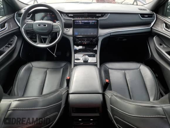 2024 Jeep Grand Cherokee with VIN 1C4RJYB63RC117488, listed as a Copart auction lot 89476655 with 38,066 mi miles and Clean title. Bid and sale history available at DreamBid. Image 8.