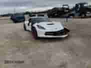 2014 Chevrolet Corvette 1LT z VIN 1G1YB2D7XE5135179, wystawiony jako Copart lot #83697364 z przebiegiem Nie podano mil oraz Szkoda całkowita • Salvage title. Historia ofert i sprzedaży dostępna na DreamBid. Obrazek 10.