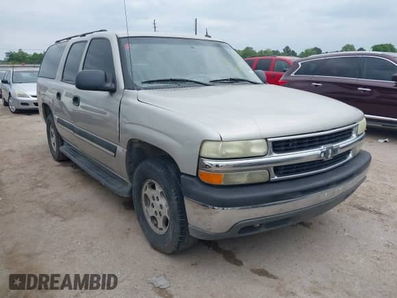 2005 Chevrolet Suburban LT с VIN 3GNEC16Z95G126134, выставлен на аукционе IAAI как лот 42048041 с пробегом 214 792 миль миль и . История ставок и продаж доступна на DreamBid. Изображение 1.