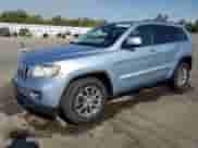 2012 Jeep Grand Cherokee Laredo с VIN 1C4RJEAT6CC305743, выставлен на аукционе Copart как лот 68207395 с пробегом 176 629 миль миль и Чистый • Clean title. История ставок и продаж доступна на DreamBid. Изображение 1.