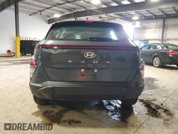 2024 Hyundai Kona SE с VIN KM8HA3AB2RU036288, выставлен на аукционе Copart как лот 64203545 с пробегом 15 745 миль миль и Списание • Salvage title. История ставок и продаж доступна на DreamBid. Изображение 6.