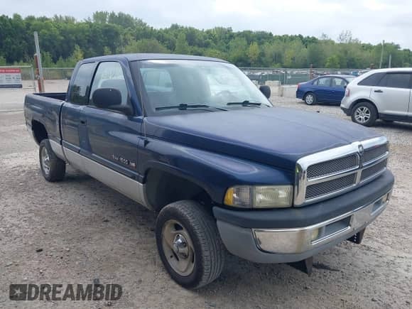 2001 Dodge 1500 with VIN 3B7HF13Y01M555876, listed as a IAAI auction lot 43024612 with 95,316 mi miles and . Bid and sale history available at DreamBid. Image 1.