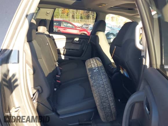 2009 Chevrolet Traverse 2LT with VIN 1GNEV23D19S160284, listed as a IAAI auction lot 40652479 with 128,361 mi miles and . Bid and sale history available at DreamBid. Image 8.