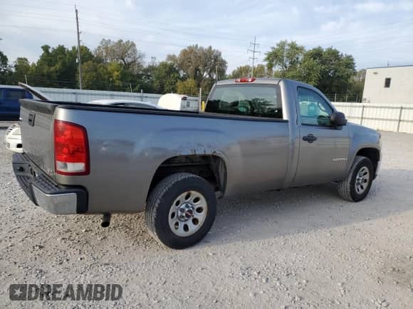 2007 GMC Sierra 1500 Work Truck z VIN 1GTEC14XX7Z615462, wystawiony jako Copart lot #81024545 z przebiegiem 201 148 mil mil oraz Czysty tytuł • Clean title. Historia ofert i sprzedaży dostępna na DreamBid. Obrazek 3.