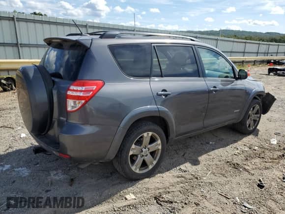 2012 Toyota RAV4 Sport with VIN 2T3RF4DV5CW269064, listed as a Copart auction lot 85097815 with 185,636 mi miles and Salvage title. Bid and sale history available at DreamBid. Image 3.