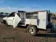 2002 Chevrolet Silverado 2500HD z VIN 1GBHC24U02E241344, wystawiony jako Copart lot #84969454 z przebiegiem 369 947 mil mil oraz Szkoda całkowita • Salvage title. Historia ofert i sprzedaży dostępna na DreamBid. Obrazek 2.