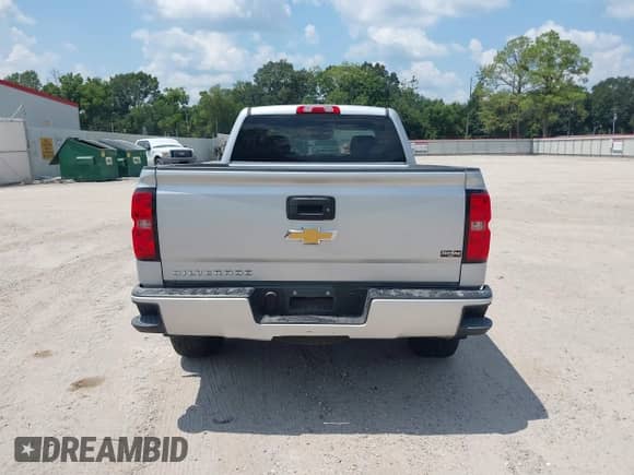 2017 Chevrolet Silverado 1500 Custom с VIN 1GCRCPEC5HZ389879, выставлен на аукционе IAAI как лот 42973352 с пробегом 155 697 миль миль и . История ставок и продаж доступна на DreamBid. Изображение 16.