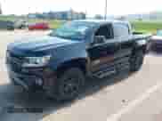 2021 Chevrolet Colorado 4WD Z71 z VIN 1GCGTDEN3M1294513, wystawiony jako IAAI lot #42464819 z przebiegiem 24 345 mil mil oraz . Historia ofert i sprzedaży dostępna na DreamBid. Obrazek 19.