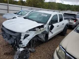 2023 Chevrolet Colorado 4WD Trail Boss z VIN 1GCPTEEK9P1160847, wystawiony jako Copart lot #80860845 z przebiegiem 15 216 mil mil oraz Czysty tytuł • Clean title. Historia ofert i sprzedaży dostępna na DreamBid. Obrazek 1.