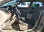 2009 Saturn Aura XE with VIN 1G8ZS57BX9F197396, listed as a Copart auction lot 86302015 with 277,639 mi miles and Salvage title. Bid and sale history available at DreamBid. Image 7.