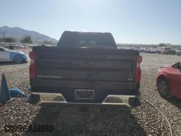 2022 Chevrolet Silverado 1500 LT with VIN 1GCPDDEK2NZ616323, listed as a Copart auction lot 61021295 with 103,087 mi miles and Clean title. Bid and sale history available at DreamBid. Image 6.