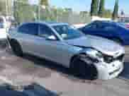 2013 BMW 7 Series 740i z VIN WBAYA6C51DD143836, wystawiony jako IAAI lot #39215782 z przebiegiem 176 881 mil mil oraz . Historia ofert i sprzedaży dostępna na DreamBid. Obrazek 1.