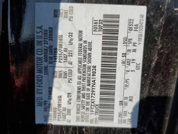 2000 Ford F-150 XL z VIN 1FTZX1729YNA19838, wystawiony jako Copart lot #58537575 z przebiegiem 254 403 mil mil oraz Czysty tytuł • Clean title. Historia ofert i sprzedaży dostępna na DreamBid. Obrazek 13.