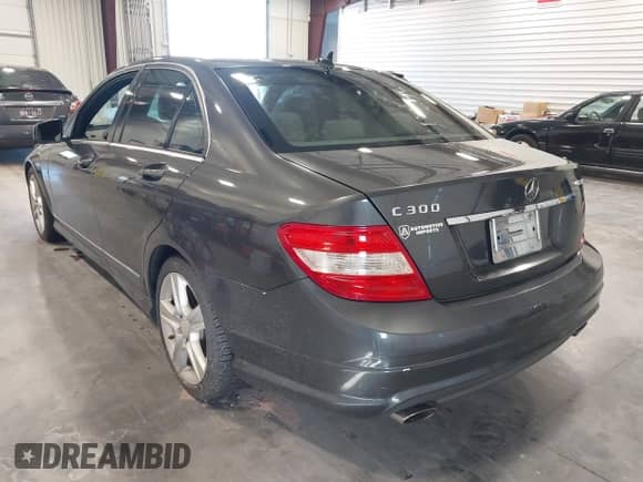2010 Mercedes-Benz C 300 Sport с VIN WDDGF8BB2AF476880, выставлен на аукционе IAAI как лот 43235134 с пробегом 143 154 миль миль и . История ставок и продаж доступна на DreamBid. Изображение 3.