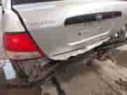 2000 Hyundai Accent z VIN KMHCF35G6YU016772, wystawiony jako IAAI lot #41067014 z przebiegiem 221 560 mil mil oraz . Historia ofert i sprzedaży dostępna na DreamBid. Obrazek 22.