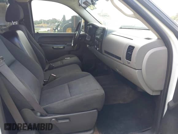 2013 Chevrolet Silverado 1500 LS with VIN 1GCRCREA1DZ154058, listed as a IAAI auction lot 42552189 with 244,274 mi miles and . Bid and sale history available at DreamBid. Image 5.