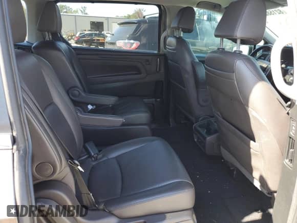 2019 Honda Odyssey EX-L with VIN 5FNRL6H75KB022339, listed as a Copart auction lot 82158225 with 85,049 mi miles and Salvage title. Bid and sale history available at DreamBid. Image 11.