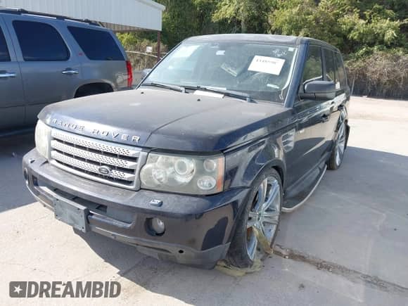 2009 Land Rover Range Rover Sport SC z VIN SALSH23469A190639, wystawiony jako IAAI lot #43485987 z przebiegiem 188 764 mil mil oraz . Historia ofert i sprzedaży dostępna na DreamBid. Obrazek 2.