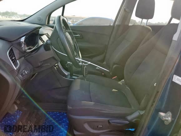 2020 Chevrolet Trax LT с VIN 3GNCJLSB7LL184636, выставлен на аукционе Copart как лот 80474845 с пробегом 33 561 миль миль и Списание • Salvage title. История ставок и продаж доступна на DreamBid. Изображение 7.