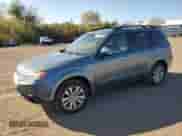 2013 Subaru Forester X Premium z VIN JF2SHADC9DH408517, wystawiony jako Copart lot #85151945 z przebiegiem 129 669 mil mil oraz Czysty tytuł • Clean title. Historia ofert i sprzedaży dostępna na DreamBid. Obrazek 1.