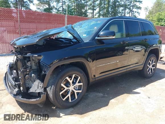 2024 Jeep Grand Cherokee Limited with VIN 1C4RJHBG7R8932773, listed as a IAAI auction lot 42305677 with Not provided miles and . Bid and sale history available at DreamBid. Image 2.