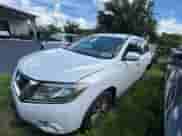 2014 Nissan Pathfinder S with VIN 5N1AR2MN4EC638359, listed as a Copart auction lot 81309195 with 152,675 mi miles and Clean title. Bid and sale history available at DreamBid. Image 2.