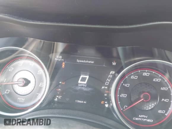 2020 Dodge Charger Police z VIN 2C3CDXKTXLH124217, wystawiony jako IAAI lot #43154620 z przebiegiem 119 464 mil mil oraz . Historia ofert i sprzedaży dostępna na DreamBid. Obrazek 7.