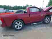 2014 Ram 1500 Express z VIN 3C6JR6AT4EG138950, wystawiony jako IAAI lot #42282723 z przebiegiem Nie podano mil oraz . Historia ofert i sprzedaży dostępna na DreamBid. Obrazek 4.