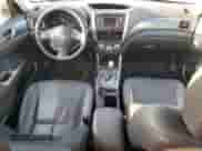 2012 Subaru Forester X Limited z VIN JF2SHBEC0CH451114, wystawiony jako Copart lot #71005895 z przebiegiem 113 690 mil mil oraz Czysty tytuł • Clean title. Historia ofert i sprzedaży dostępna na DreamBid. Obrazek 8.