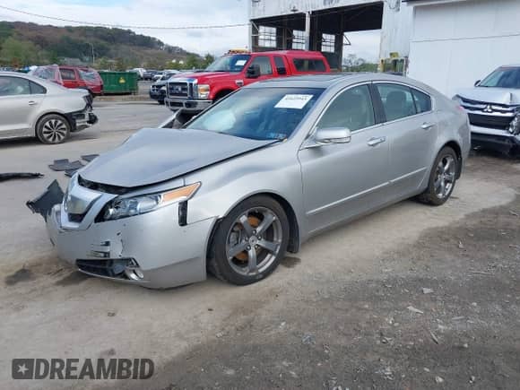 2010 Acura TL Technology с VIN 19UUA9F50AA007792, выставлен на аукционе IAAI как лот 43423943 с пробегом 83 563 миль миль и . История ставок и продаж доступна на DreamBid. Изображение 2.