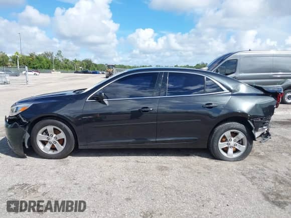 2015 Chevrolet Malibu LS с VIN 1G11B5SL7FF170907, выставлен на аукционе IAAI как лот 43259219 с пробегом 101 155 миль миль и . История ставок и продаж доступна на DreamBid. Изображение 15.