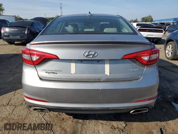2015 Hyundai Sonata Sport с VIN 5NPE34AF1FH207273, выставлен на аукционе Copart как лот 80967185 с пробегом 142 191 миль миль и Чистый • Clean title. История ставок и продаж доступна на DreamBid. Изображение 6.