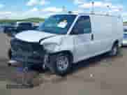 2018 Chevrolet Express Cargo с VIN 1GCWGAFG2J1339094, выставлен на аукционе IAAI как лот 42127557 с пробегом 131 480 миль миль и . История ставок и продаж доступна на DreamBid. Изображение 18.