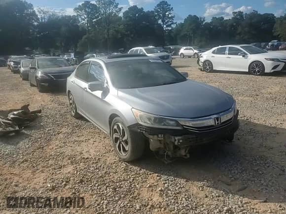 2016 Honda Accord EX-L with VIN 1HGCR3F87GA008989, listed as a Copart auction lot 81953905 with 208,173 mi miles and Salvage title. Bid and sale history available at DreamBid. Image 13.