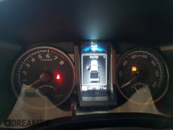 2023 Toyota Tacoma SR5 z VIN 3TMAZ5CN6PM199822, wystawiony jako Copart lot #84072485 z przebiegiem 58 711 mil mil oraz Szkoda całkowita • Salvage title. Historia ofert i sprzedaży dostępna na DreamBid. Obrazek 9.
