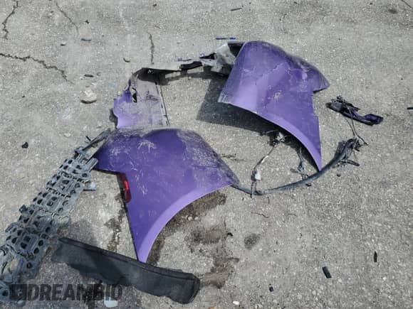 2013 Chevrolet Camaro LT с VIN 2G1FC1E32D9144907, выставлен на аукционе Copart как лот 80109135 с пробегом 170 490 миль миль и Списание • Salvage title. История ставок и продаж доступна на DreamBid. Изображение 12.