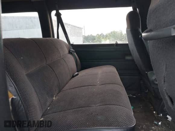 2001 Dodge Passenger with VIN 2B5WB35Z11K549387, listed as a IAAI auction lot 42795931 with 101,022 mi miles and . Bid and sale history available at DreamBid. Image 8.