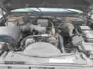 1996 Chevrolet Suburban z VIN 3GNEC16R3TG101906, wystawiony jako IAAI lot #42058102 z przebiegiem 252 488 mil mil oraz . Historia ofert i sprzedaży dostępna na DreamBid. Obrazek 10.