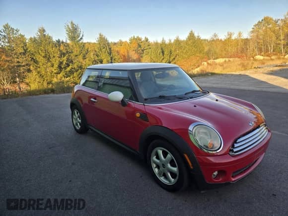 2007 MINI Hardtop с VIN WMWMF33517TU63263, выставлен на аукционе Copart как лот 85209115 с пробегом 124 207 миль миль и Чистый • Clean title. История ставок и продаж доступна на DreamBid. Изображение 1.