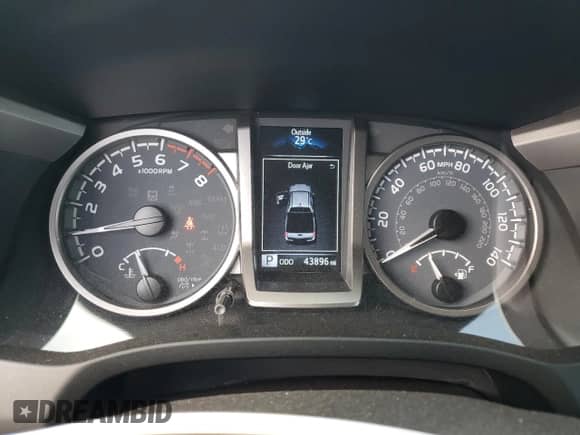 2021 Toyota Tacoma SR5 с VIN 3TMBZ5DN1MM031262, выставлен на аукционе Copart как лот 53381085 с пробегом 43 896 миль миль и Списание • Salvage title. История ставок и продаж доступна на DreamBid. Изображение 9.