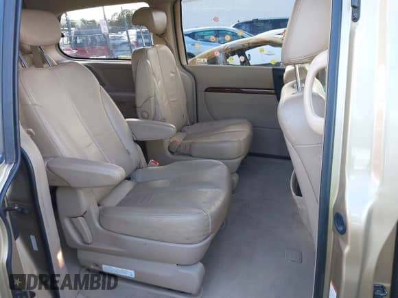 2007 Hyundai Entourage GLS с VIN KNDMC233276021224, выставлен на аукционе IAAI как лот 41823199 с пробегом 149 535 миль миль и . История ставок и продаж доступна на DreamBid. Изображение 8.