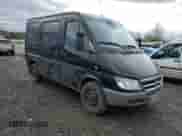 2004 Dodge Sprinter with VIN WD2PD144X45655232, listed as a Copart auction lot 50697675 with 212,674 mi miles and Salvage title. Bid and sale history available at DreamBid. Image 4.