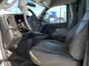 2017 Chevrolet Express Commercial с VIN 1GB0GRFG9H1113928, выставлен на аукционе Copart как лот 88428045 с пробегом 131 694 миль миль и На запчасти • Non repairable. История ставок и продаж доступна на DreamBid. Изображение 7.